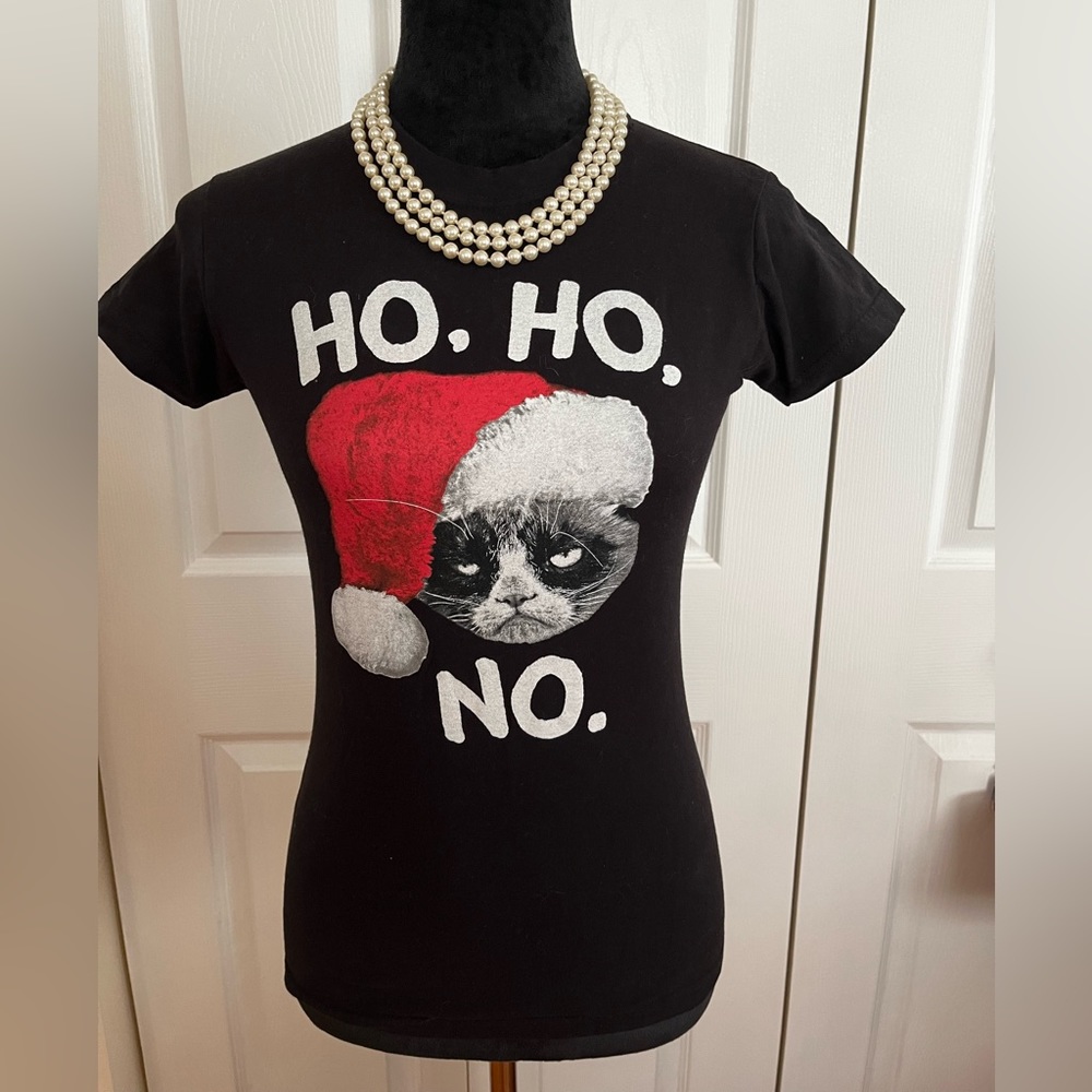 Grumpy Cat Christmas T-shirt sz Small